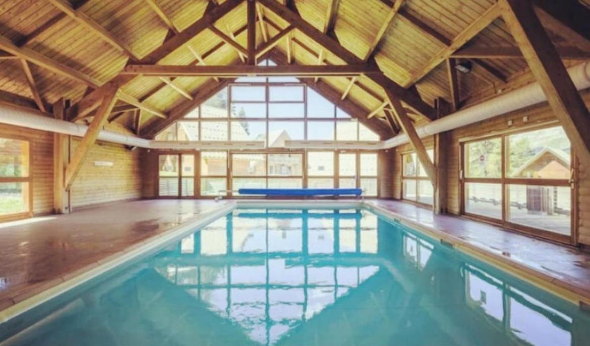 Chalet La Joue Du Loup Ле-Деволюи Экстерьер фото